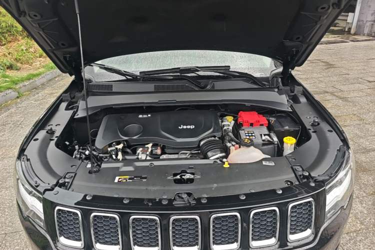 Used Jeep Compass 2019 220T Automatic Family Enjoyment Four-Wheel Drive Edition Engine Bay