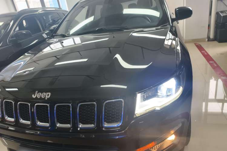 Used Jeep Compass 2019 220T Automatic Family Edition Exterior 1