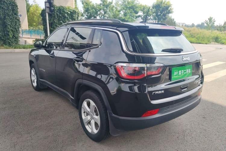 Used Jeep Compass 2019 220T Automatic Family Edition Exterior 2