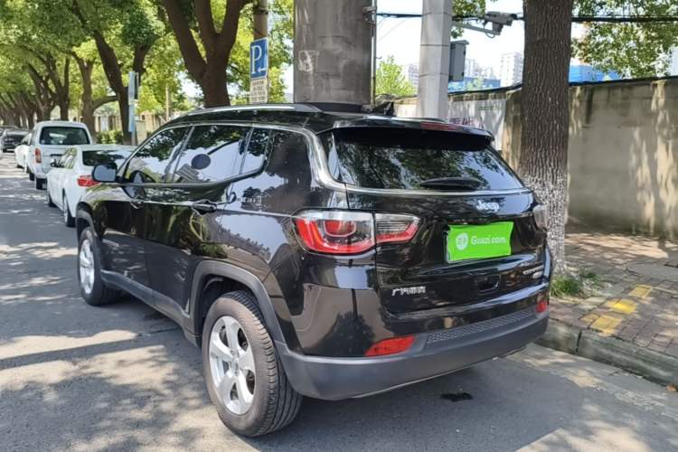 Used Jeep Compass 2019 220T Automatic Family Edition Exterior 2