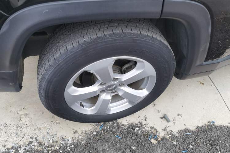 Used Jeep Compass 2019 220T Automatic Enjoyment Version Exterior 5