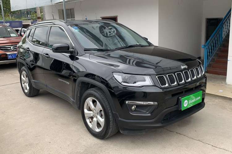Used Jeep Compass 2019 220T Automatic Family Edition Front Right 45 Deg