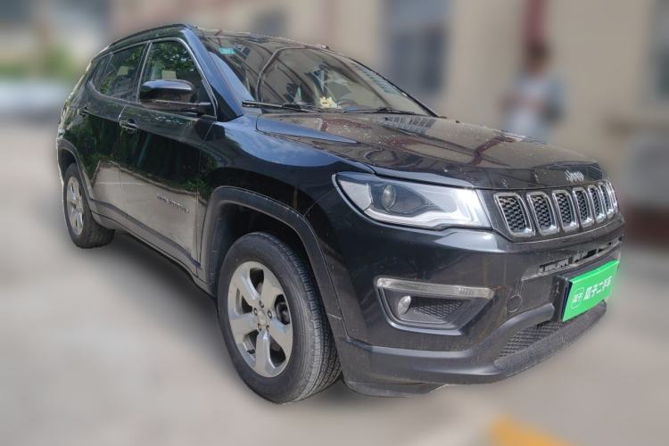 Used Jeep Compass 2019 220T Automatic Family Enjoyment Four-Wheel Drive Edition Front Right 45 Deg