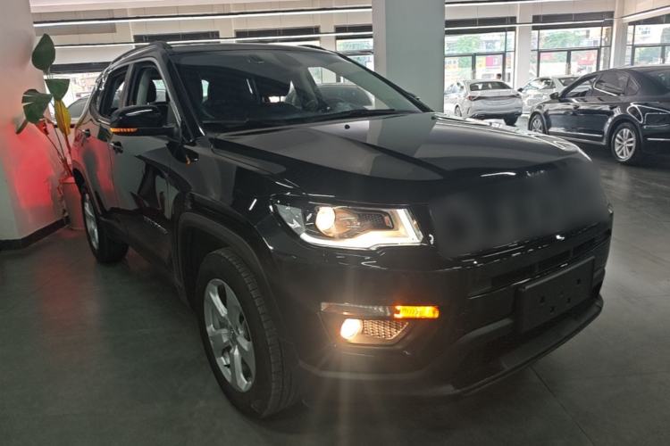 Used Jeep Compass 2019 220T Automatic Family Edition Front Right 45 Deg