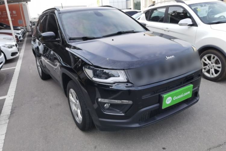 Used Jeep Compass 2019 200T Automatic Family Edition - Connected Large Screen Version Front Right 45 Deg