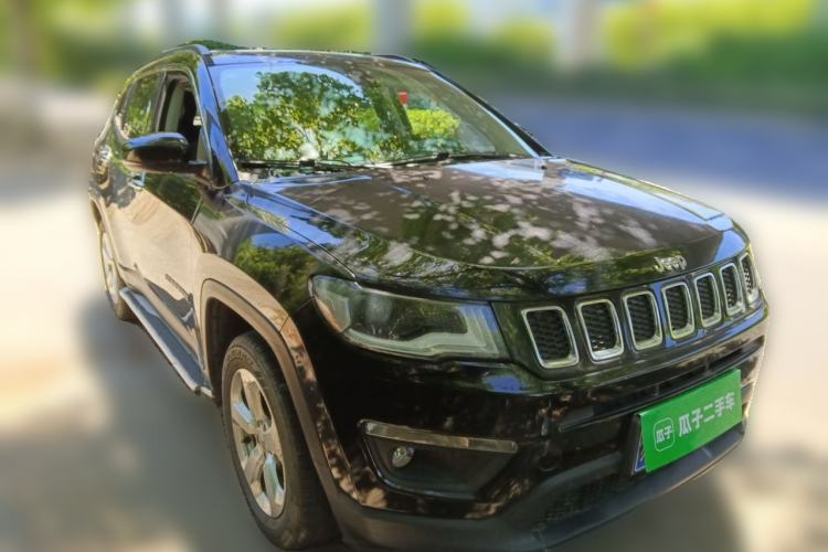 Used Jeep Compass 2019 200T Automatic Family Edition - Connected Large Screen Version Front Right 45 Deg