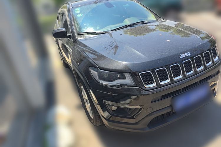 Used Jeep Compass 2019 220T Automatic Family Enjoyment Four-Wheel Drive Edition Front Right 45 Deg