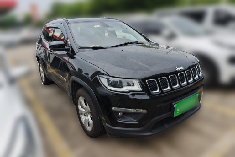 Used Jeep Compass 2019 220T Automatic Enjoyment Version Front Right 45 Deg