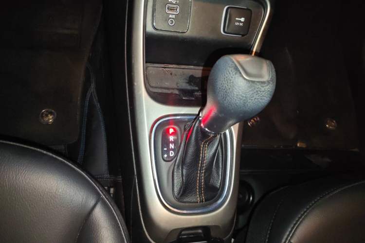 Used Jeep Compass 2019 220T Automatic Enjoyment Version Gear Lever
