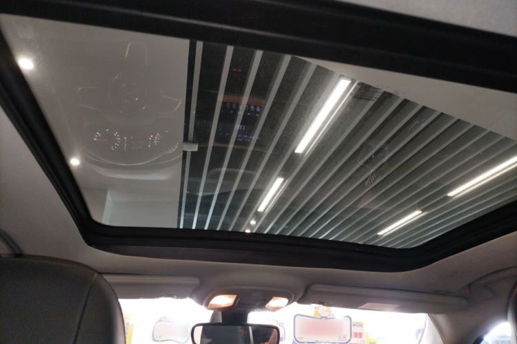 Used Jeep Compass 2019 220T Automatic Enjoyment Version Headliner