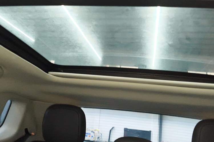 Used Jeep Compass 2019 220T Automatic Enjoyment Version Headliner
