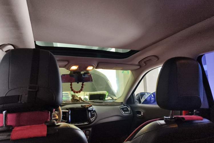 Used Jeep Compass 2019 220T Automatic Family Edition Headliner