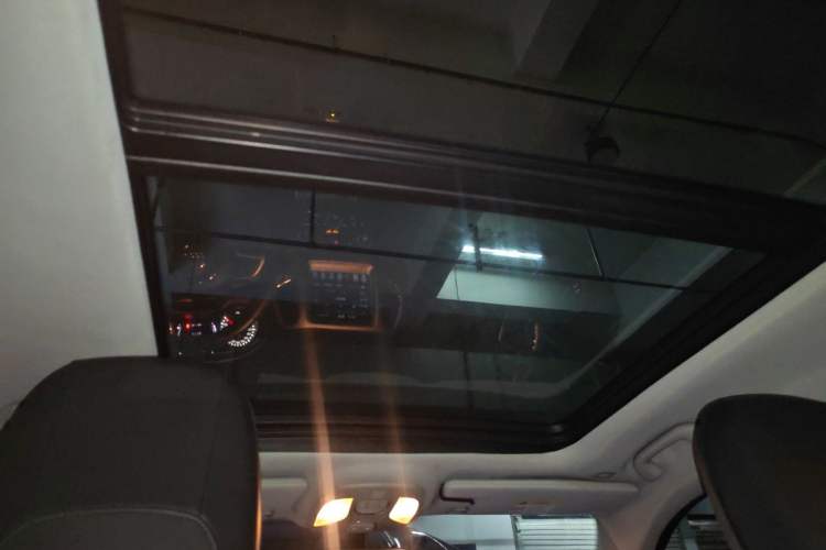 Used Jeep Compass 2019 220T Automatic Enjoyment Version Headliner