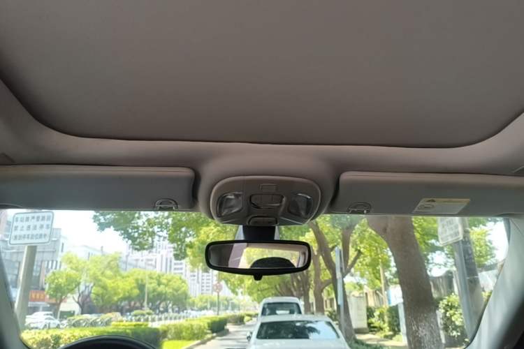 Used Jeep Compass 2019 220T Automatic Family Edition Headliner