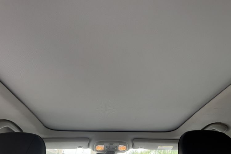 Used Jeep Compass 2019 220T Automatic Enjoyment Version Headliner