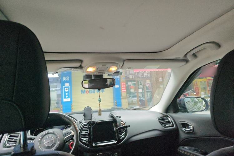 Used Jeep Compass 2019 220T Automatic Family Enjoyment Four-Wheel Drive Edition Headliner