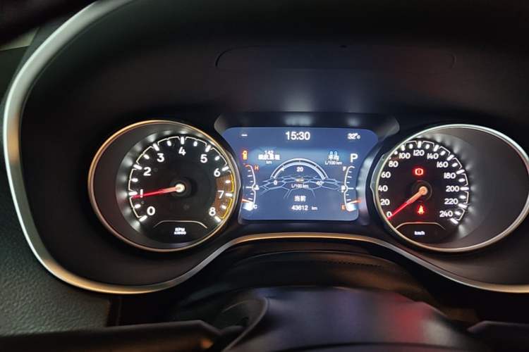 Used Jeep Compass 2019 200T Automatic Family Edition - Connected Large Screen Version Instrument Cluster