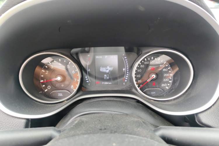 Used Jeep Compass 2019 200T Automatic Prestige Edition Instrument Cluster