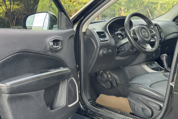 Used Jeep Compass 2019 200T Automatic Family Edition - Connected Large Screen Version Interior 1