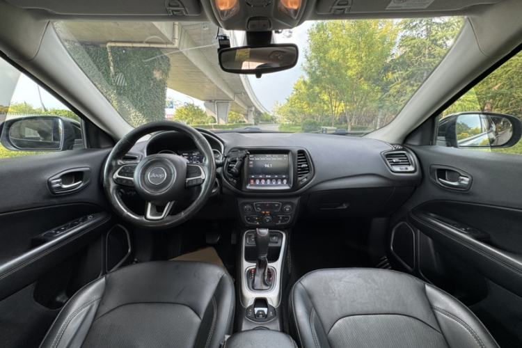 Used Jeep Compass 2019 200T Automatic Family Edition - Connected Large Screen Version Interior 3