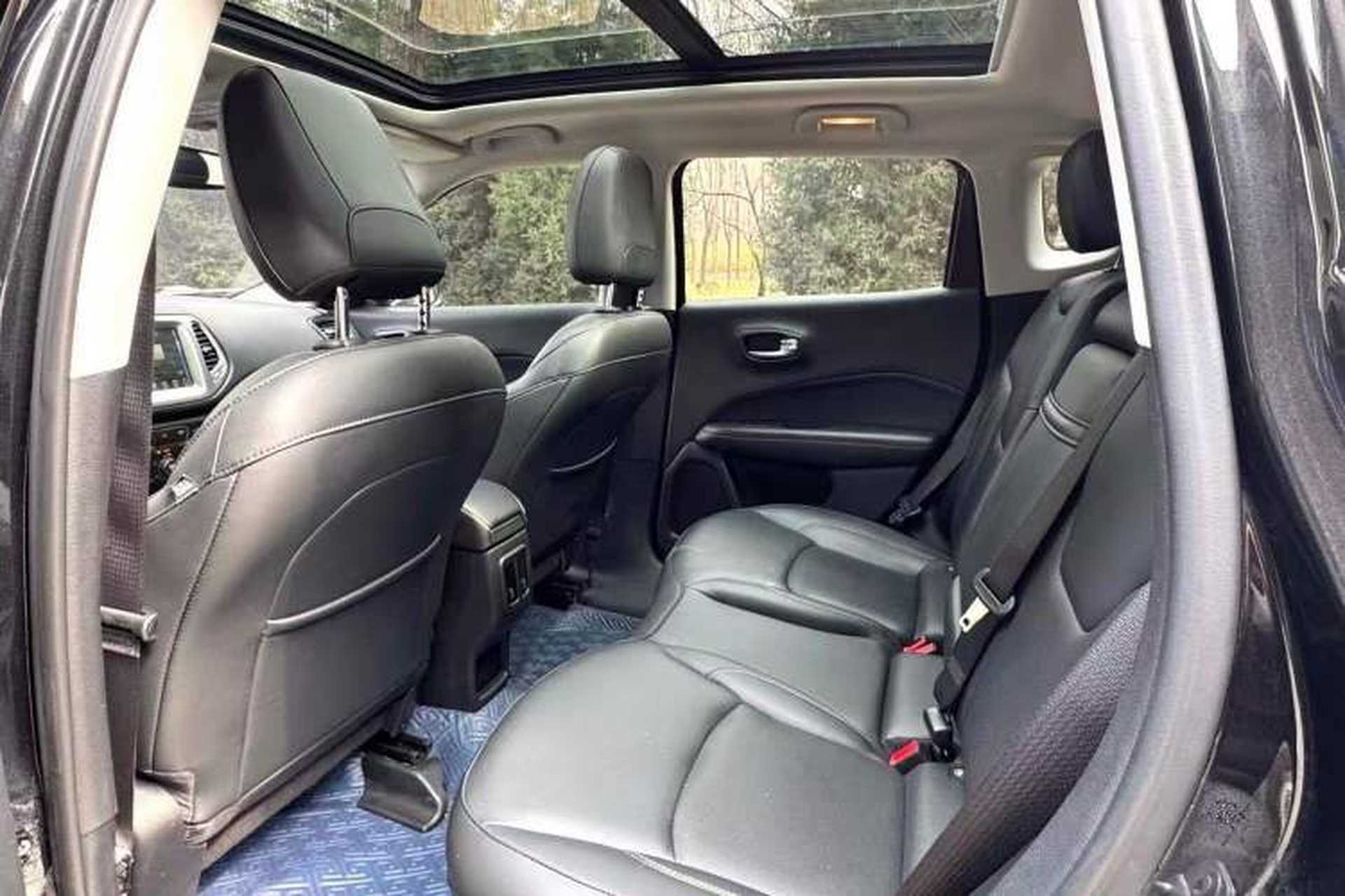 Used Jeep Compass 2019 200T Automatic Prestige Edition Interior 3