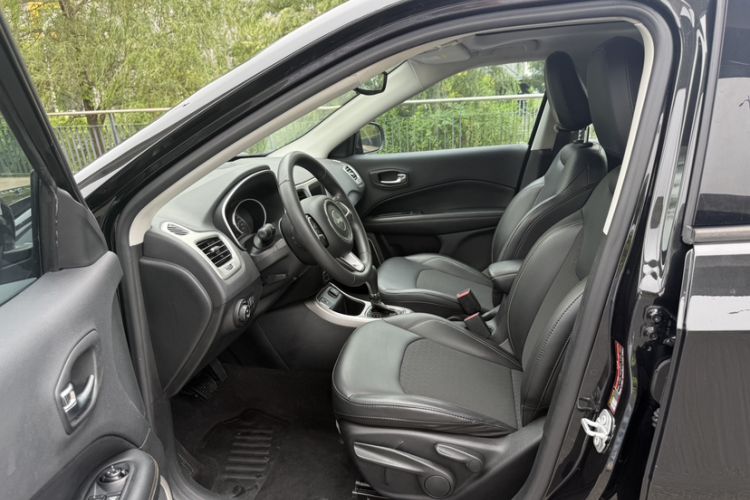 Used Jeep Compass 2019 220T Automatic Enjoyment Version Interior 5