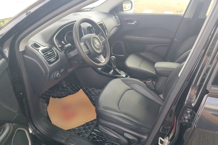Used Jeep Compass 2019 220T Automatic Family Edition Left Front Seat