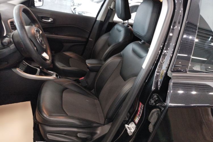 Used Jeep Compass 2019 220T Automatic Enjoyment Version Left Front Seat