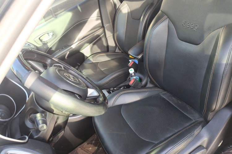 Used Jeep Compass 2019 200T Automatic Family Edition - Connected Large Screen Version Left Front Seat