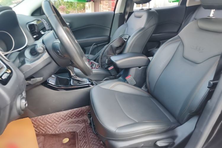 Used Jeep Compass 2019 220T Automatic Family Edition Left Front Seat
