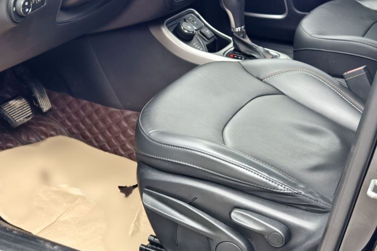 Used Jeep Compass 2019 200T Automatic Family Enjoyment Four-Wheel Drive - Connected Large Screen Version Left Front Seat