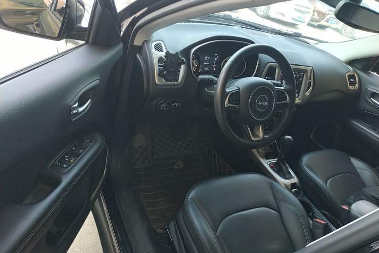 Used Jeep Compass 2019 200T Automatic Family Enjoyment Four-Wheel Drive - Connected Large Screen Version Left Front Seat