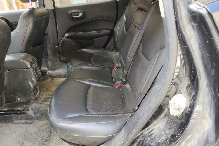 Used Jeep Compass 2019 200T Automatic Family Edition - Connected Large Screen Version Left Rear Seat