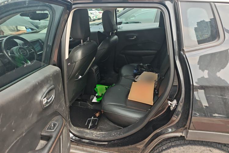 Used Jeep Compass 2019 220T Automatic Enjoyment Version Left Rear Seat