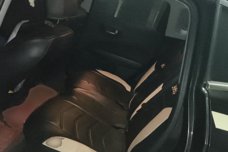 Used Jeep Compass 2019 200T Automatic Family Edition - Connected Large Screen Version Left Rear Seat