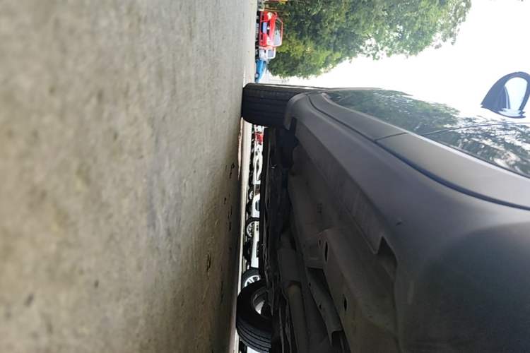 Used Jeep Compass 2019 220T Automatic Enjoyment Version Left Side Sill