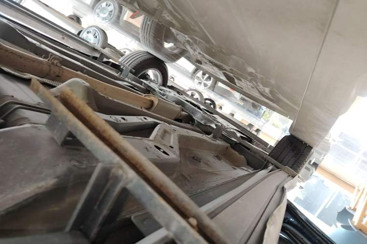 Used Jeep Compass 2019 200T Automatic Family Edition - Connected Large Screen Version Left Side Sill