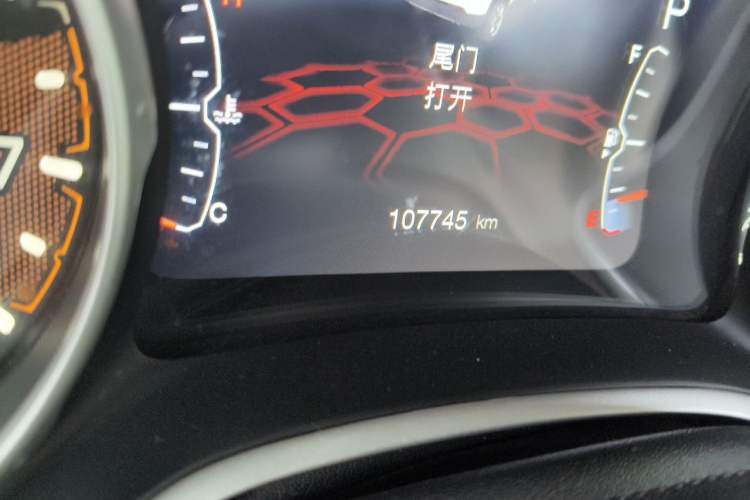 Used Jeep Compass 2019 220T Automatic Family Edition Odometer Close Up
