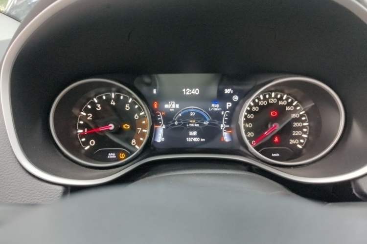 Used Jeep Compass 2019 220T Automatic Family Edition Odometer Close Up