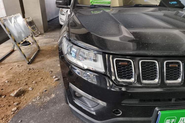 Used Jeep Compass 2019 220T Automatic Family Edition Right Front Headlight