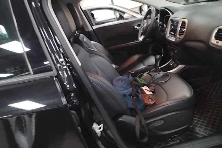 Used Jeep Compass 2019 200T Automatic Family Edition - Connected Large Screen Version Right Front Seat