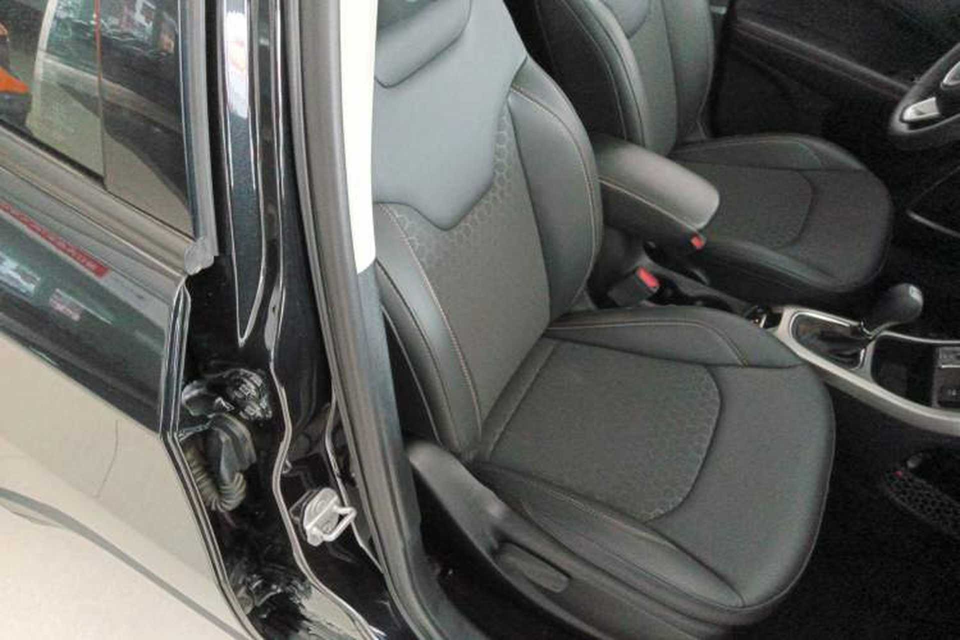 Used Jeep Compass 2019 200T Automatic Prestige Edition Right Front Seat