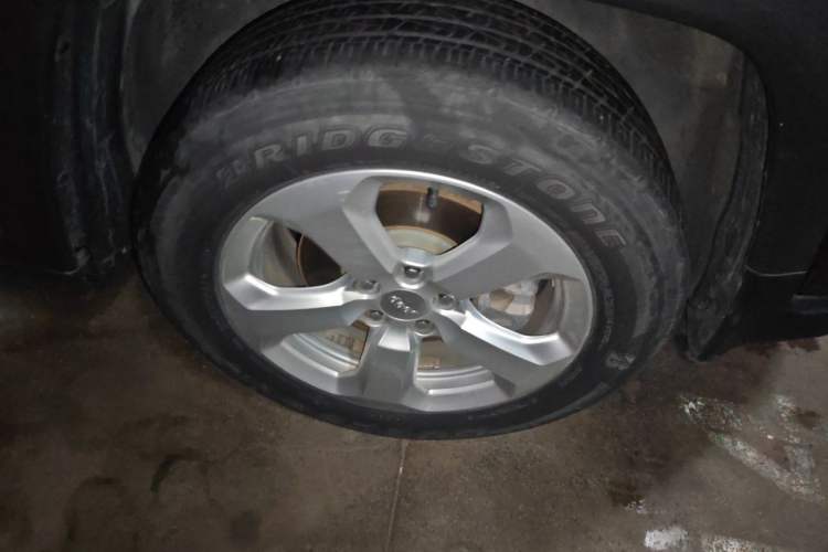 Used Jeep Compass 2019 220T Automatic Enjoyment Version Right Front Wheel Hub