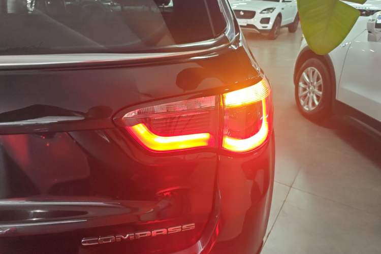 Used Jeep Compass 2019 220T Automatic Family Edition Right Rear Taillight