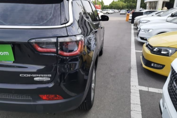 Used Jeep Compass 2019 200T Automatic Family Edition - Connected Large Screen Version Right Rear Taillight