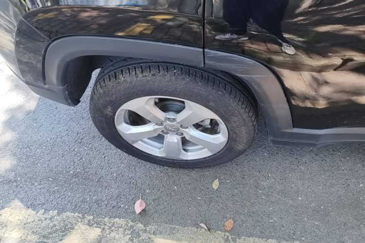 Used Jeep Compass 2019 220T Automatic Family Edition Right Rear Wheel Hub