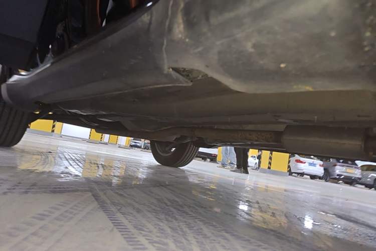 Used Jeep Compass 2019 200T Automatic Family Edition - Connected Large Screen Version Right Side Sill