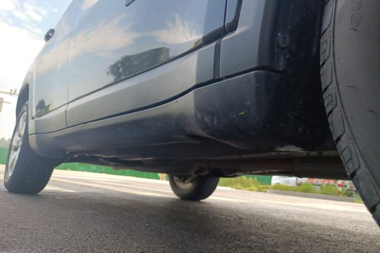 Used Jeep Compass 2019 220T Automatic Family Edition Right Side Sill