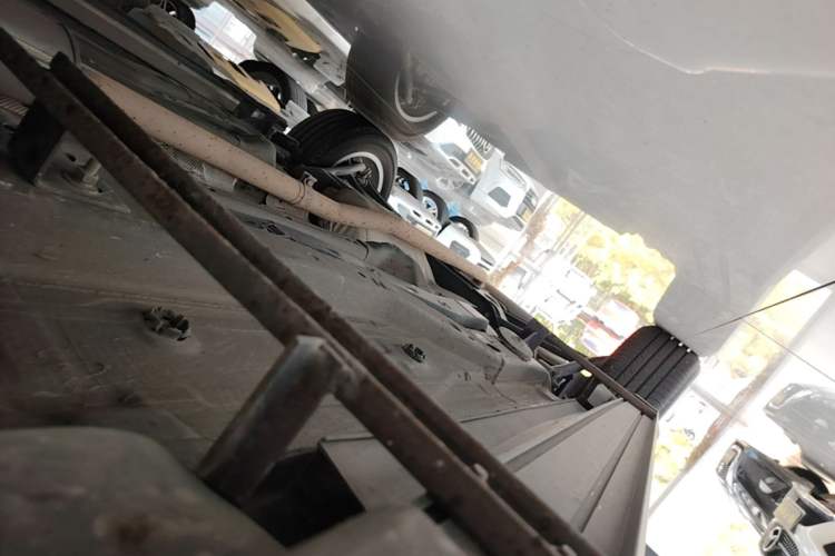 Used Jeep Compass 2019 200T Automatic Family Edition - Connected Large Screen Version Right Side Sill