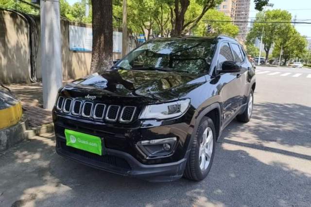 Używany Jeep Compass 2019 220T Automatic Family Edition